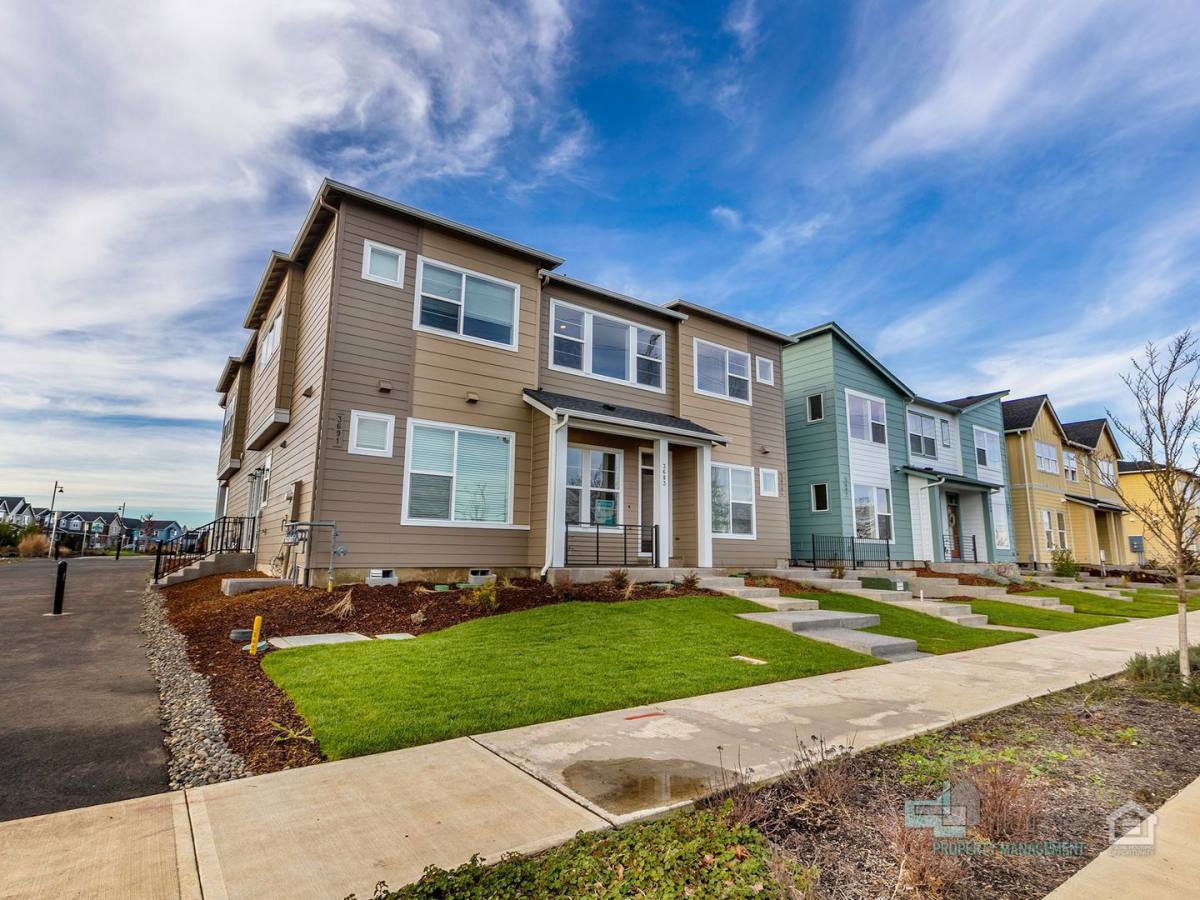 House for rent at 3691 209th Ave, Hillsboro, OR 97123