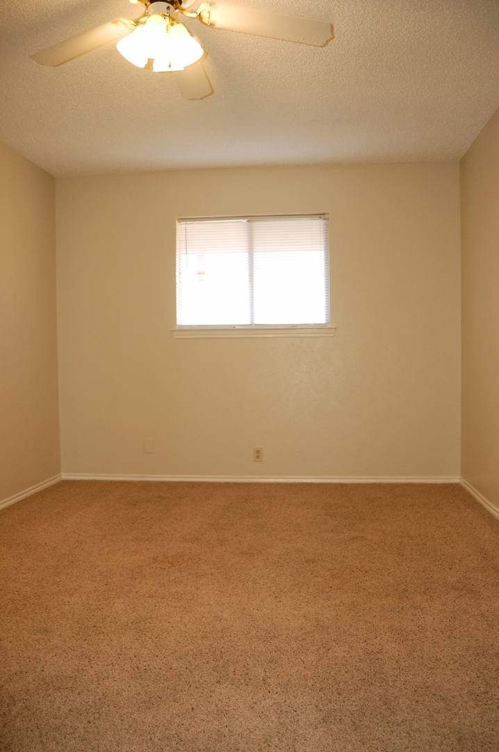 Apartment for rent at 1118 N Nolan River Rd, Cleburne, TX 76033