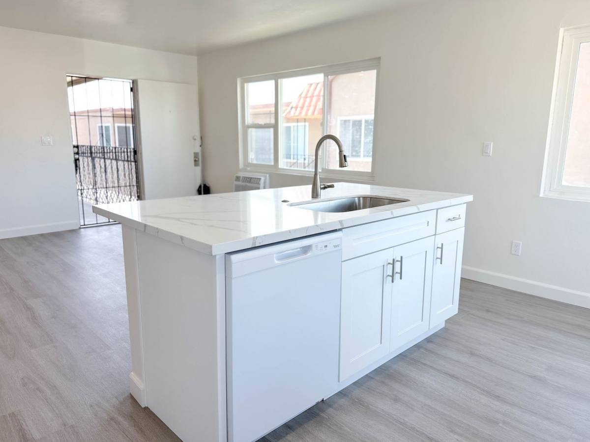 Apartment for rent at 4427 Estrella Ave, San Diego, CA 92115