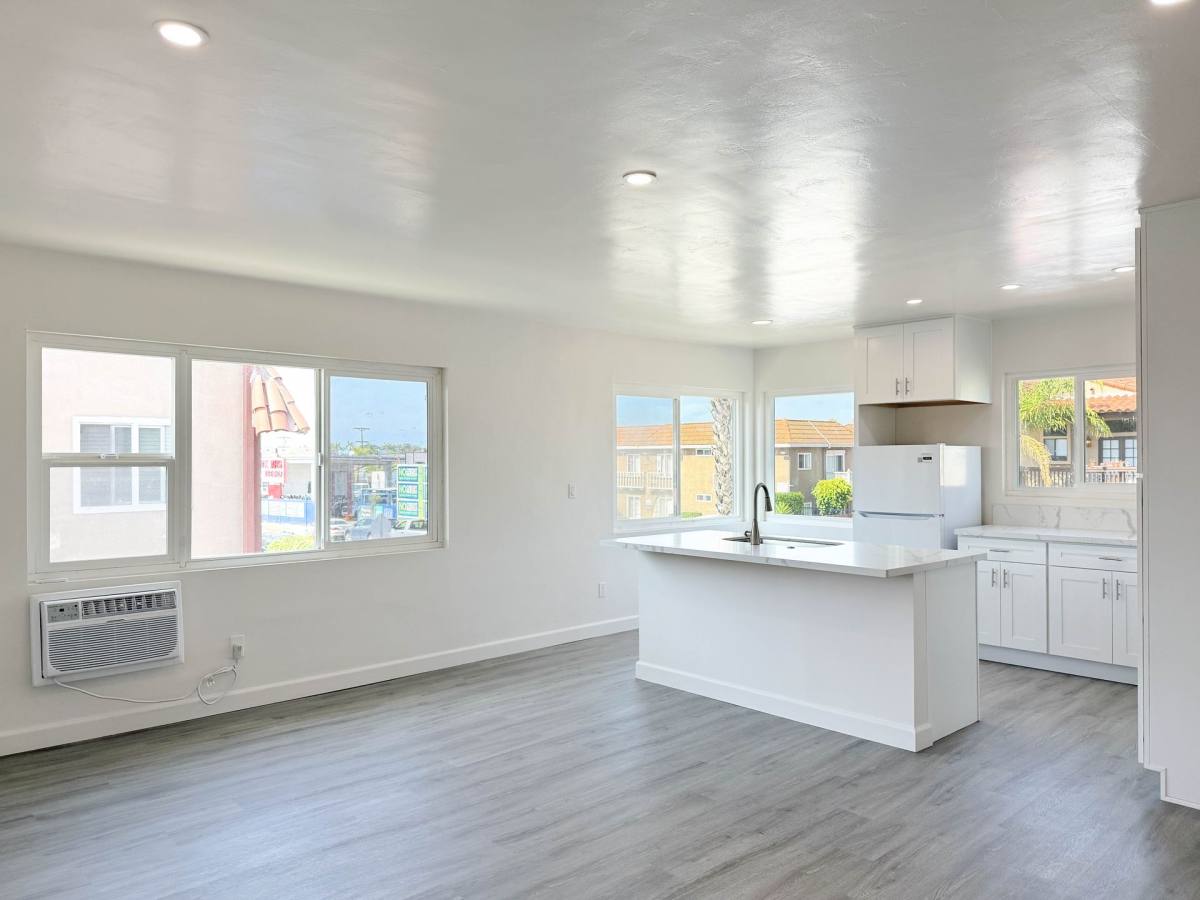 Apartment for rent at 4427 Estrella Ave, San Diego, CA 92115