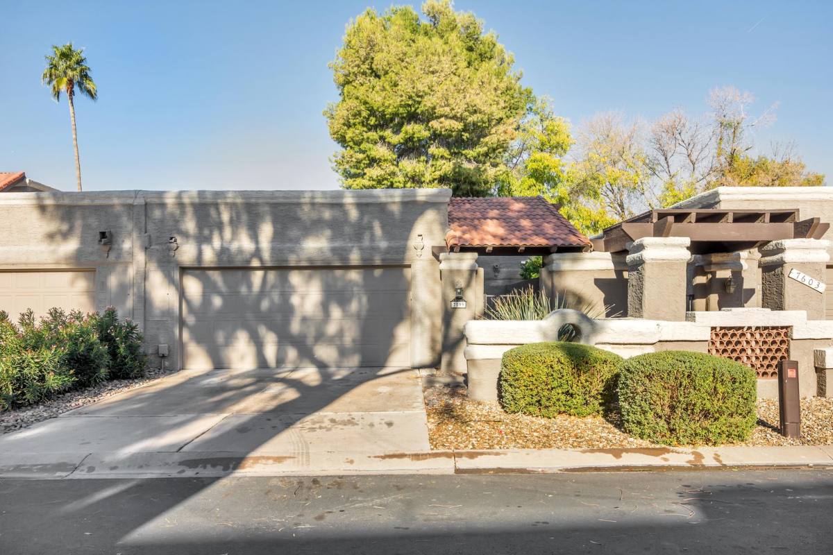 Townhouse for rent at 7599 E Pleasant Run, Scottsdale, AZ 85258