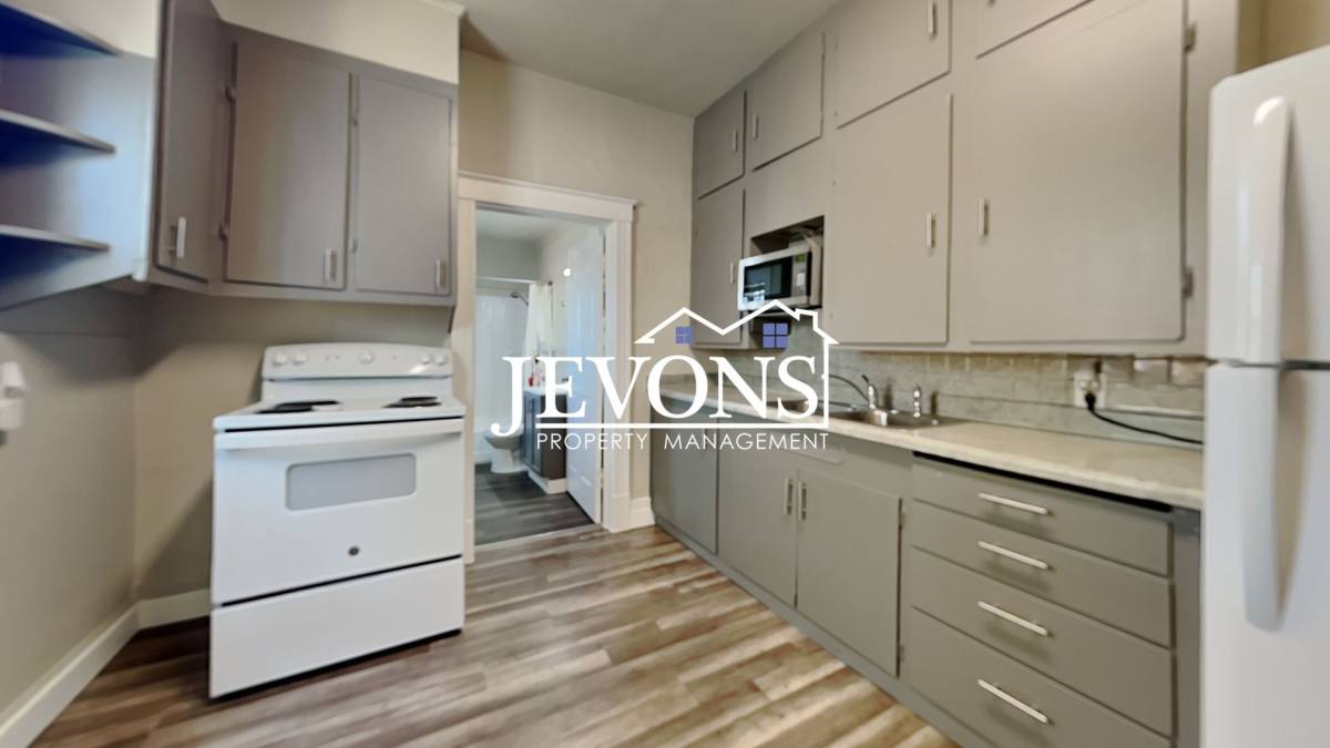Apartment for rent at 723 S Sprague Ave, Tacoma, WA 98405