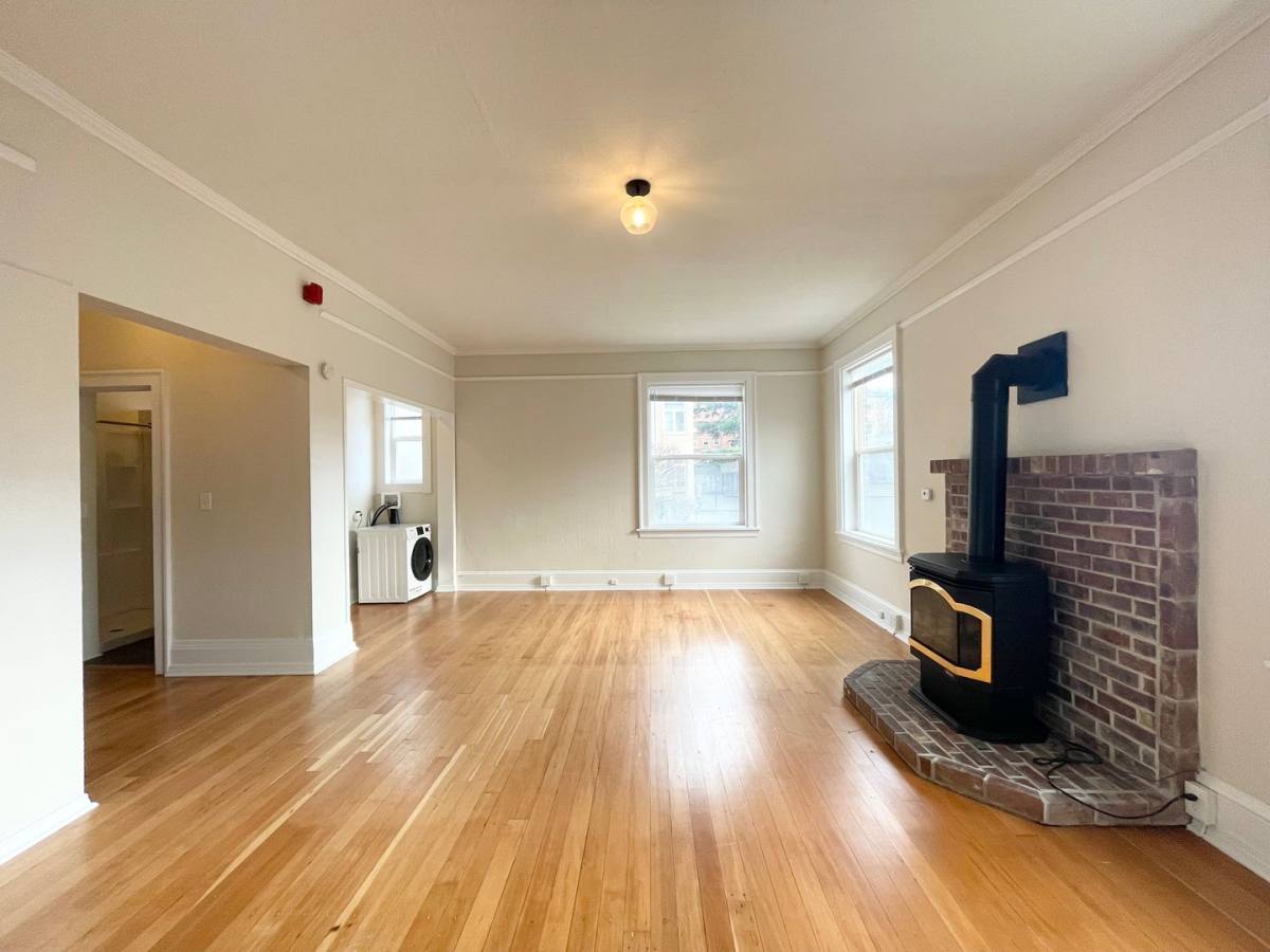 Apartment for rent at 1633 Boylston Ave, Seattle, WA 98122