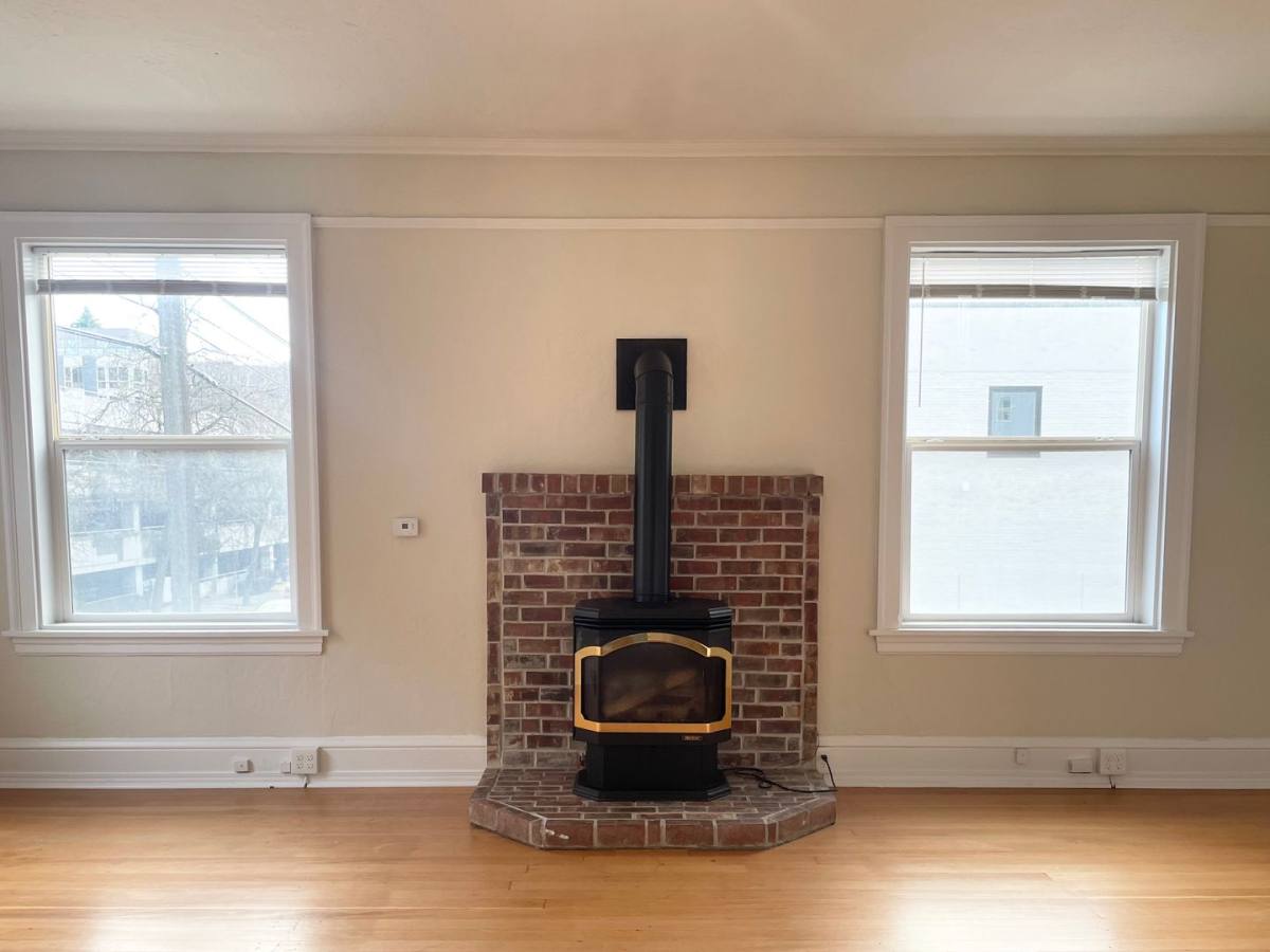 Apartment for rent at 1633 Boylston Ave, Seattle, WA 98122