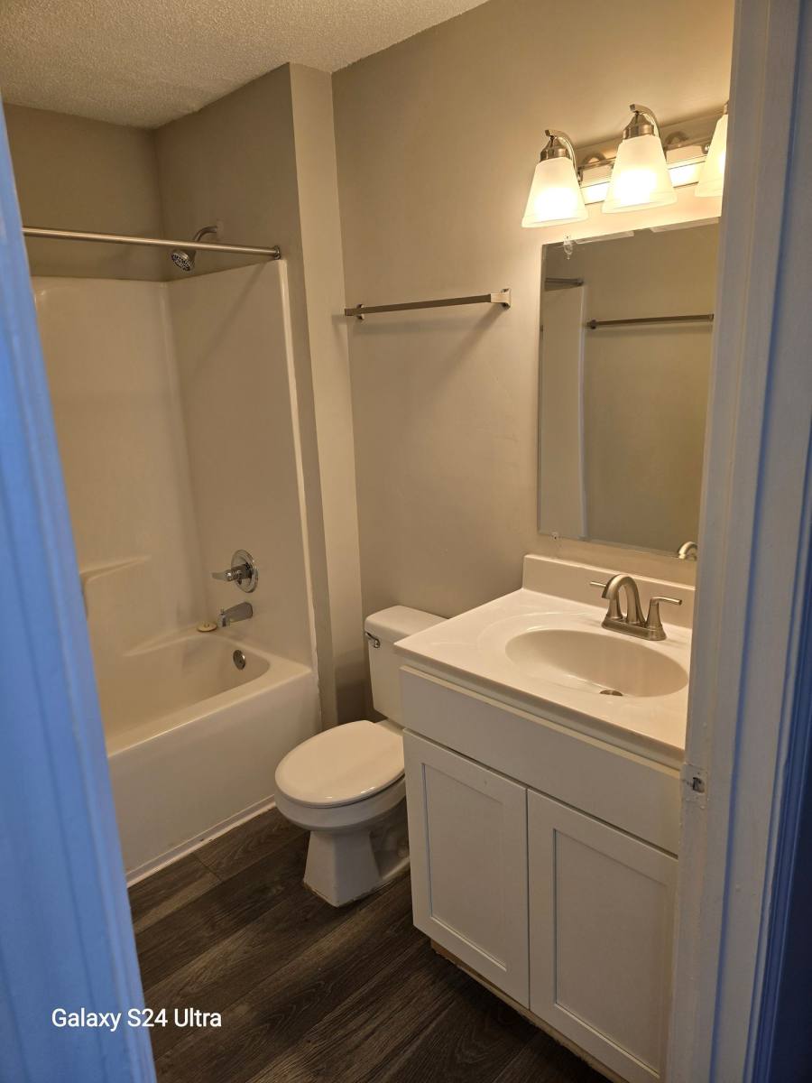 Apartment for rent at 2745 Old Hapeville Rd SW, Atlanta, GA 30354