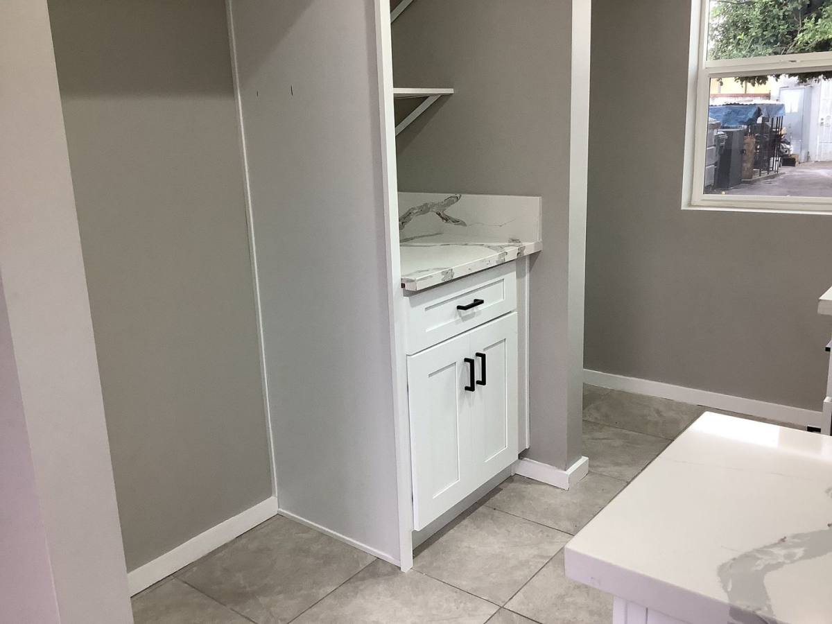 Apartment for rent at 5712 Priory St, Bell Gardens, CA 90201