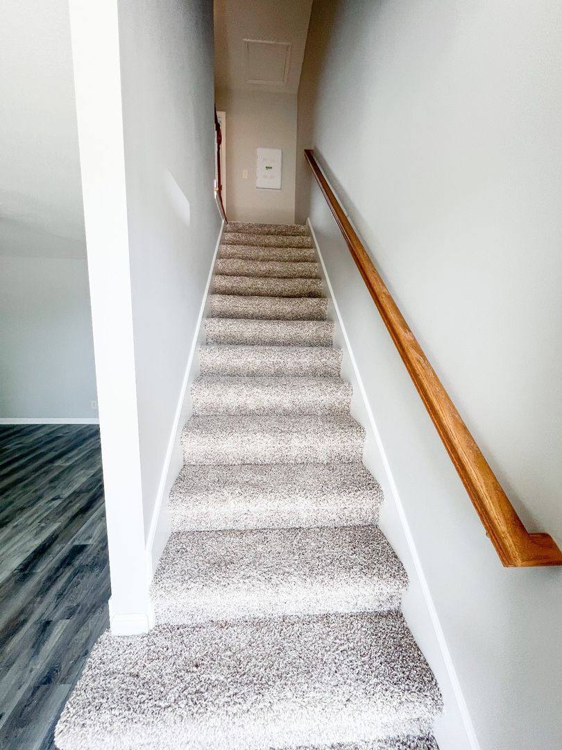 Apartment for rent at 1042 W Creek Coyote Trail, Clarksville, TN 37042