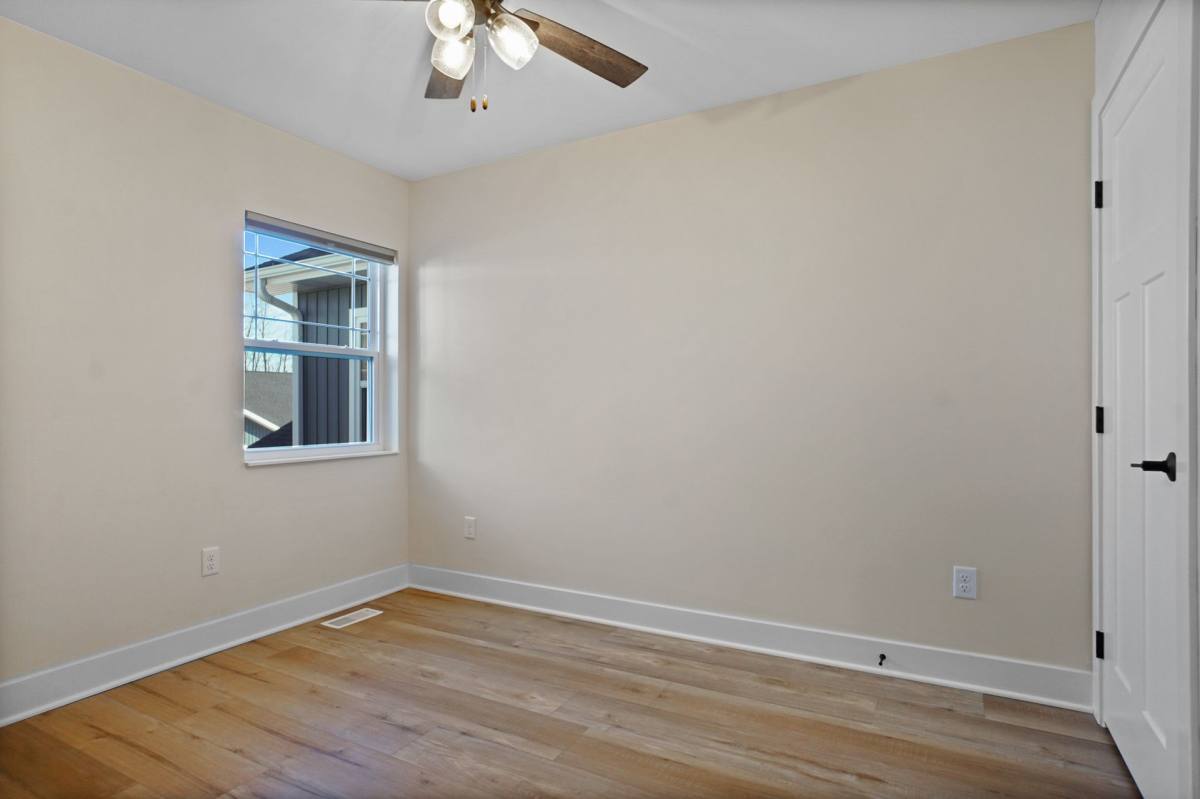 Apartment for rent at 113 Eiche Dr, Slinger, WI 53086