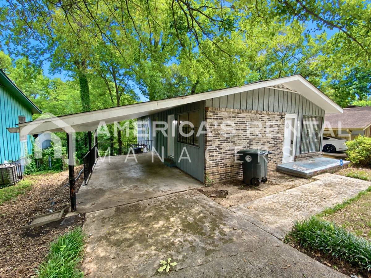 House for rent at 7125 6th Ave S, Birmingham, AL 35206