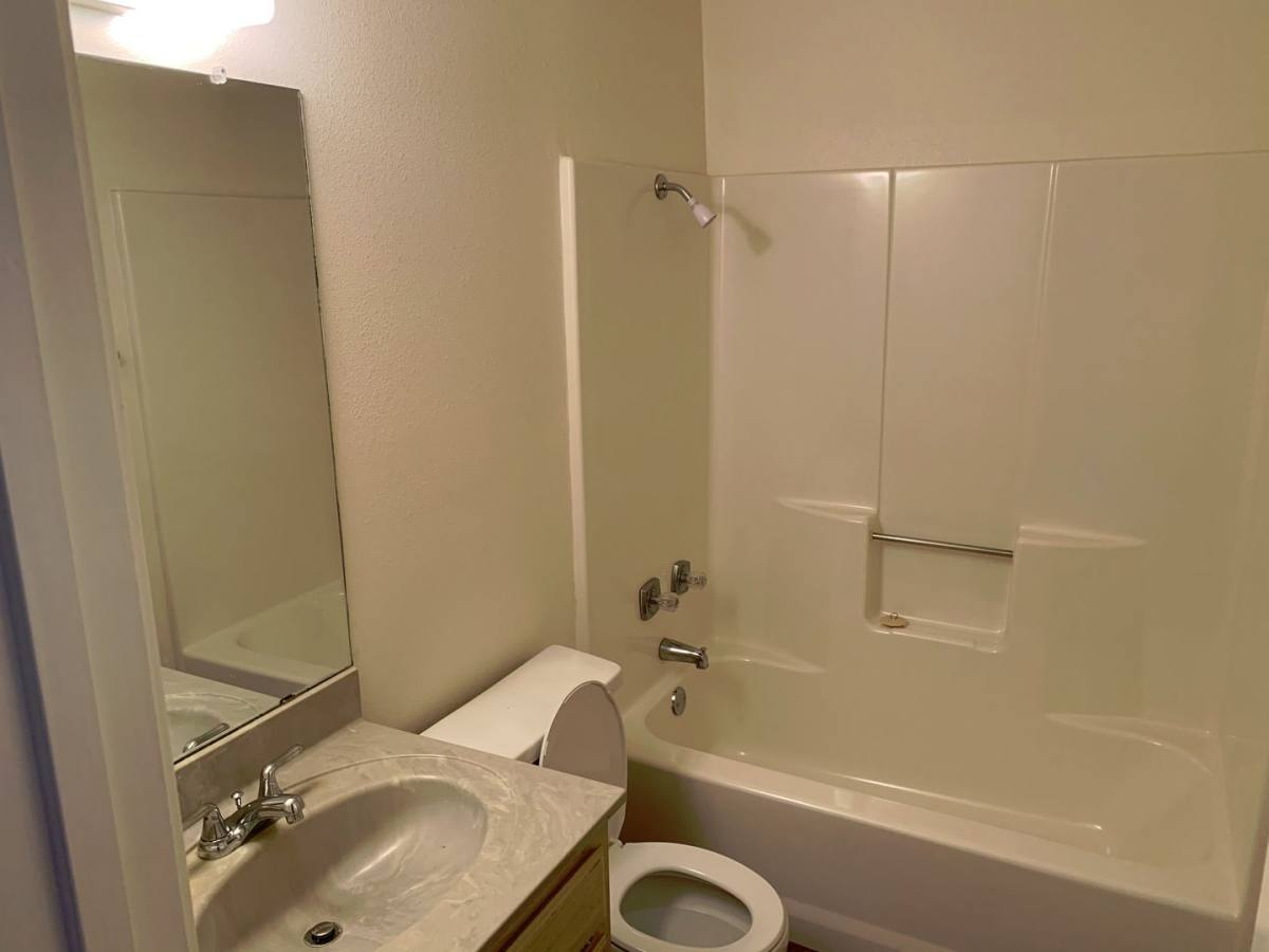 House for rent at 9112 Woodgate Circle E, Woodway, TX 76712