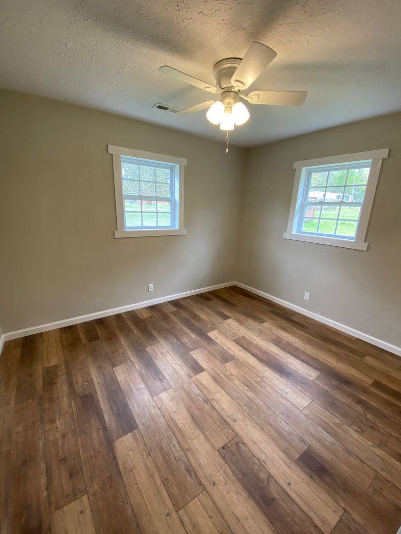 House for rent at 92 My Dr, Oxford, AL 36203
