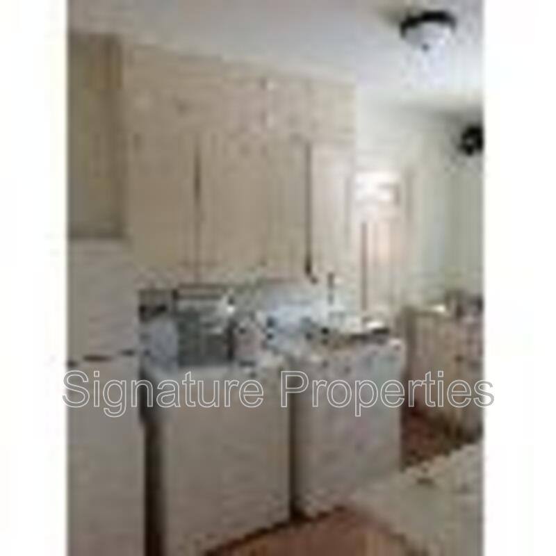 Apartment for rent at 534 Logan St #1, South Boston, VA 24592