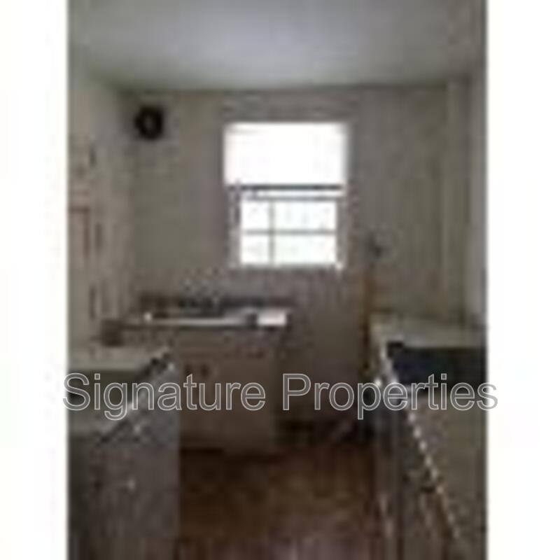 Apartment for rent at 534 Logan St #1, South Boston, VA 24592