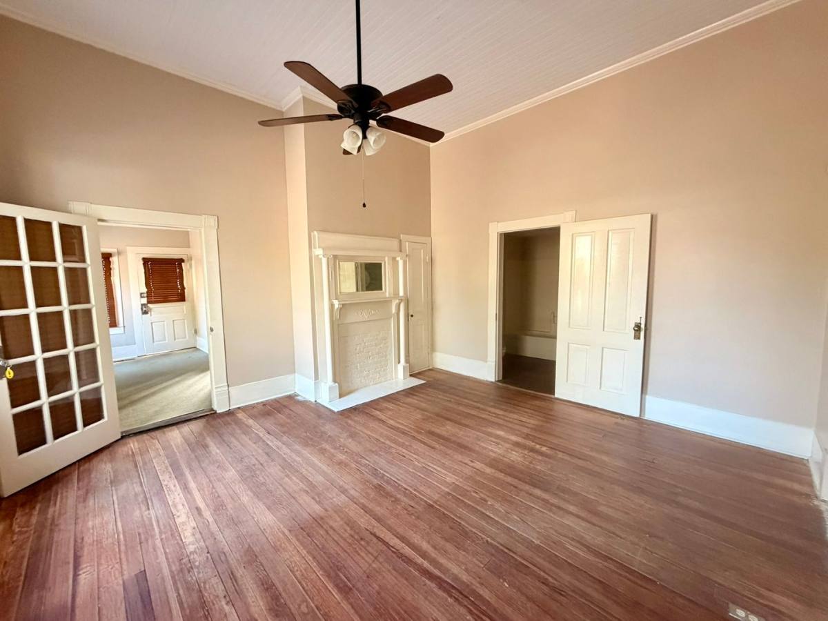 Apartment for rent at 227 S Zetterower, Statesboro, GA 30458