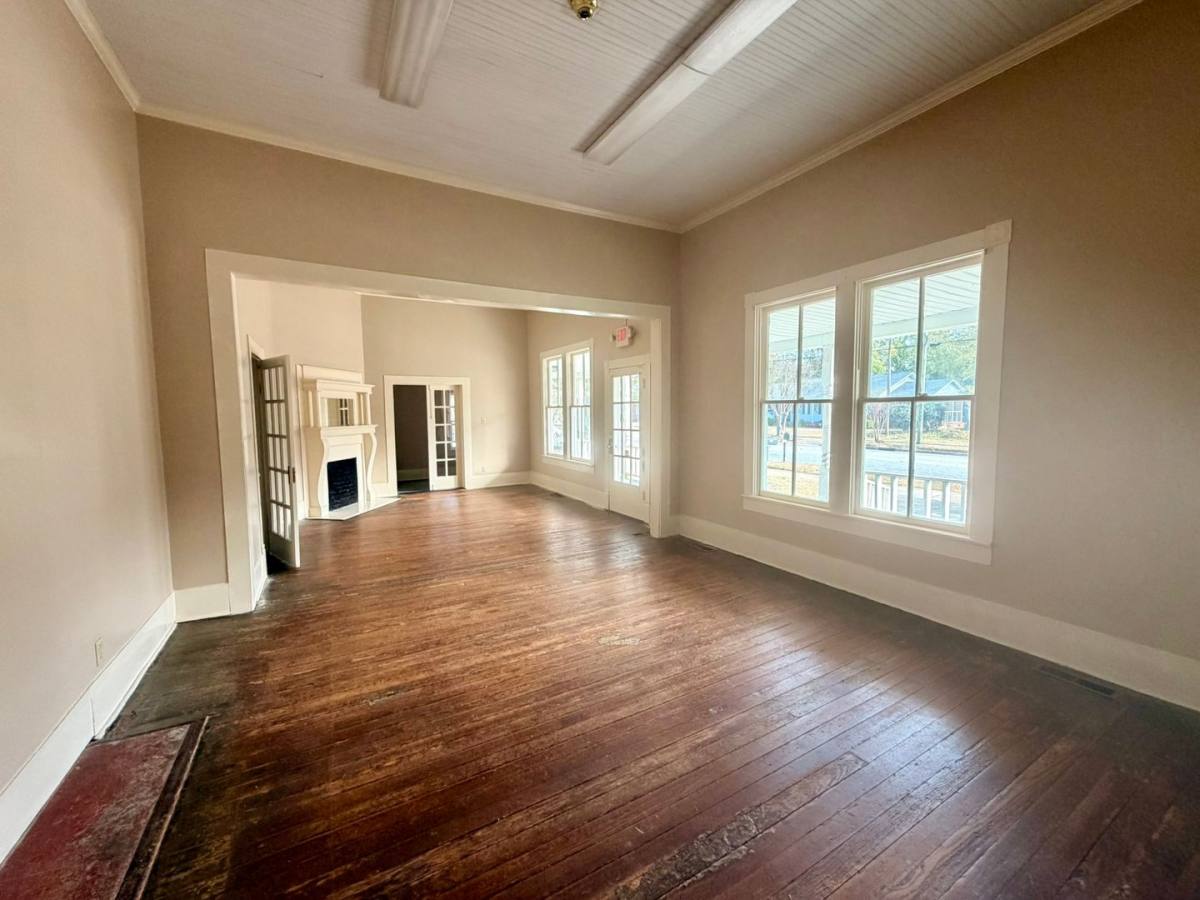 Apartment for rent at 227 S Zetterower, Statesboro, GA 30458