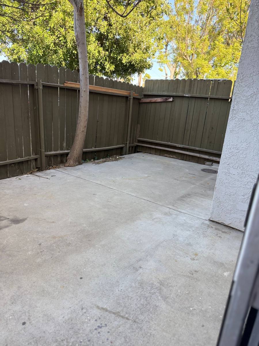 Apartment for rent at 5910 Warren St, Riverside, CA 92503