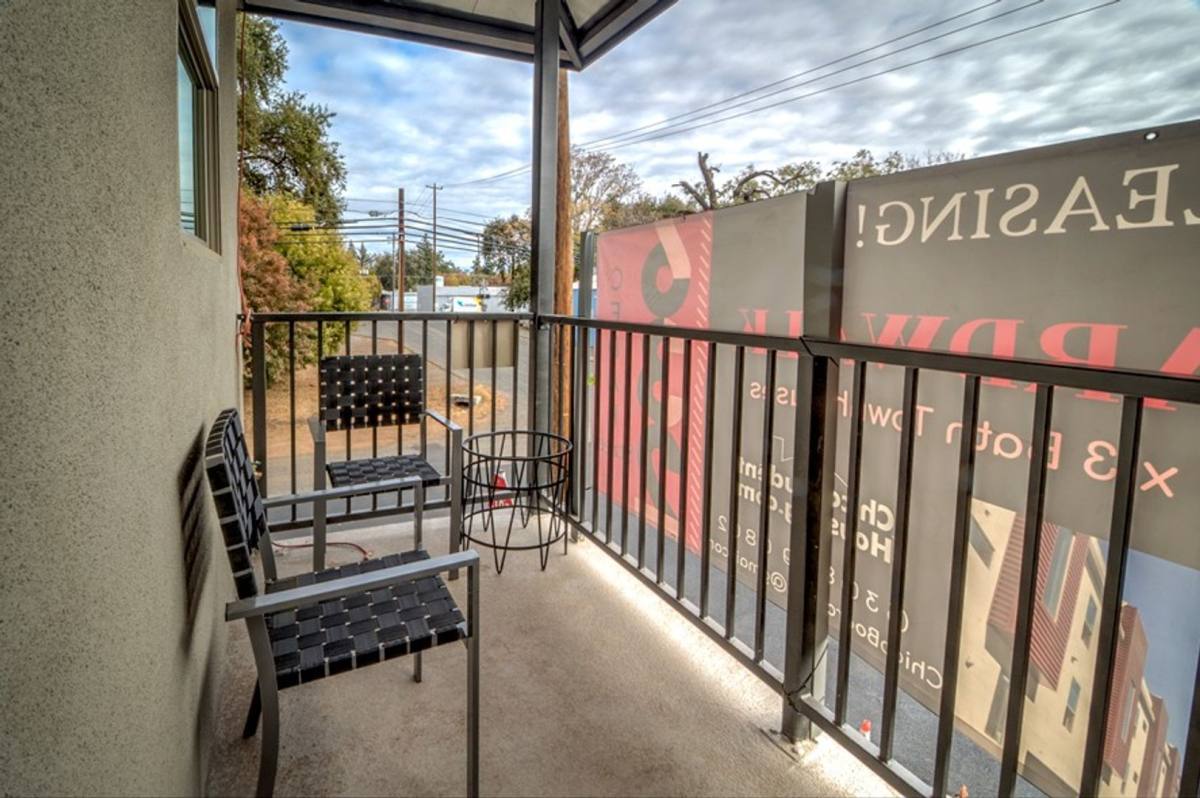 Townhouse for rent at 632 Cedar St, Chico, CA 95928