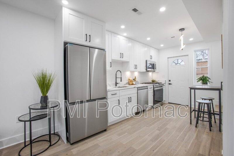Townhouse for rent at 702 19th St NE, Washington, DC 20002