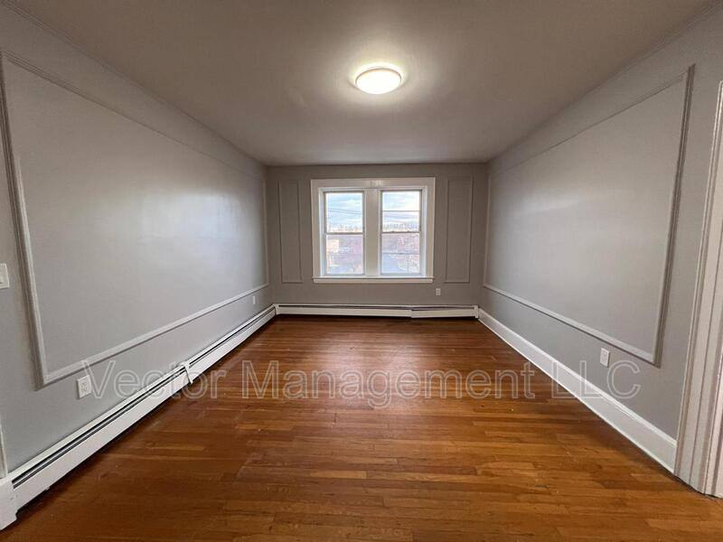 Apartment for rent at 1166 Dixwell Ave #6, Hamden, CT 06514
