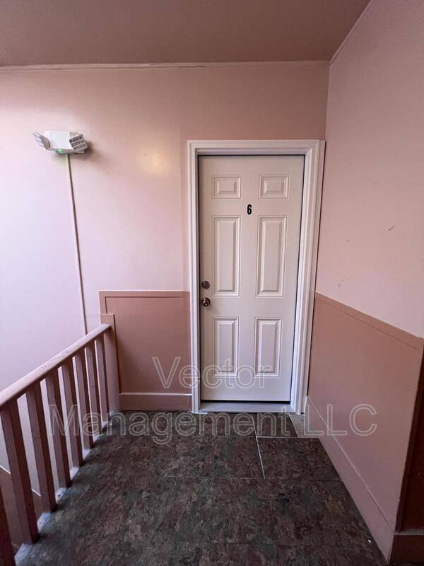 Apartment for rent at 1166 Dixwell Ave #6, Hamden, CT 06514