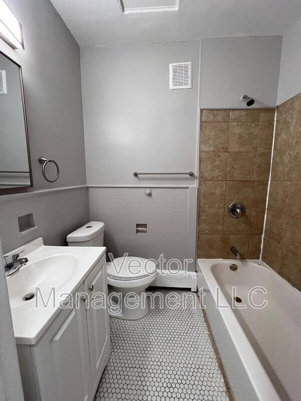 Apartment for rent at 1166 Dixwell Ave #6, Hamden, CT 06514