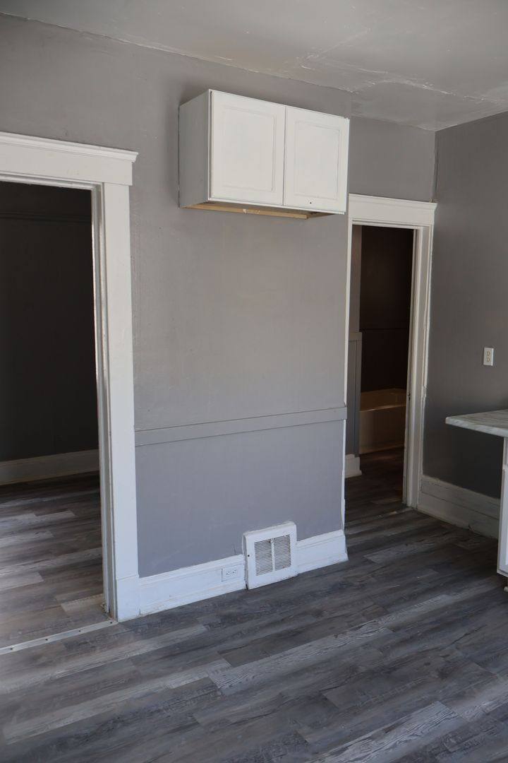 Apartment for rent at 6812 Whitney Ave, Cleveland, OH 44103
