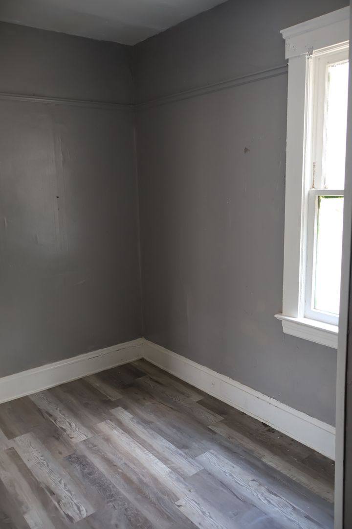 Apartment for rent at 6812 Whitney Ave, Cleveland, OH 44103