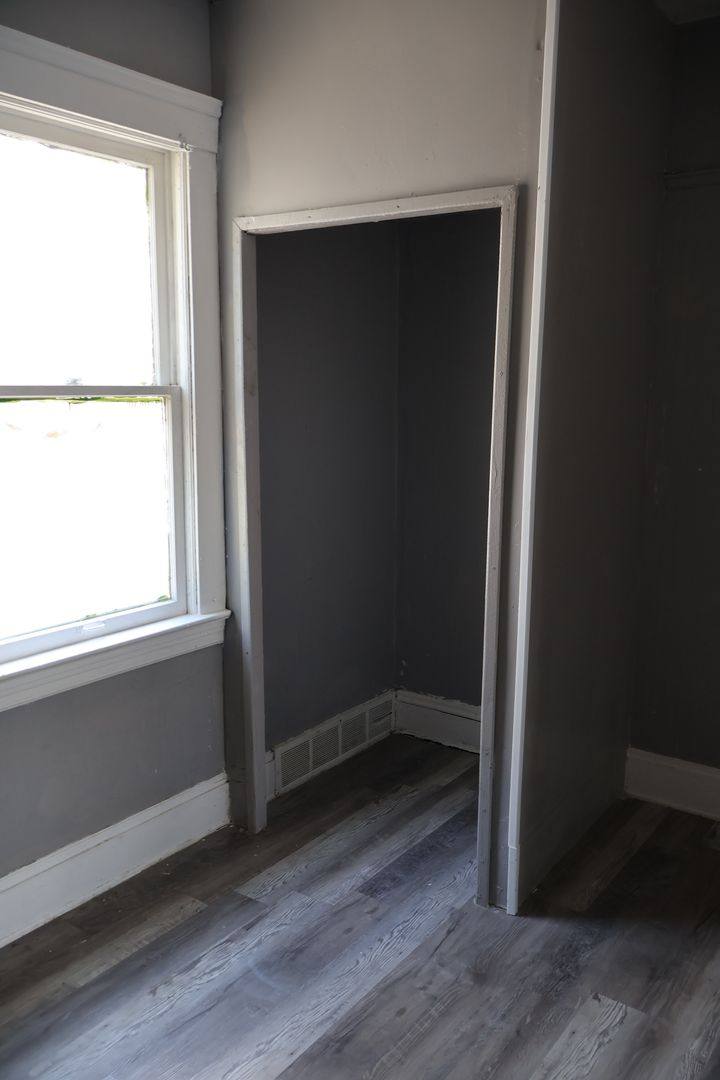 Apartment for rent at 6812 Whitney Ave, Cleveland, OH 44103