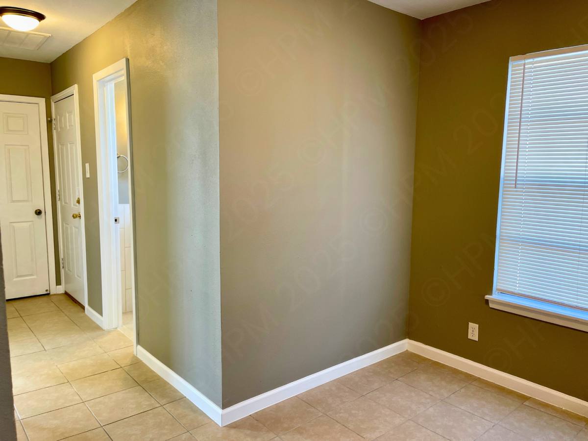 Apartment for rent at 766-768 Edgebrook, San Antonio, TX 78213