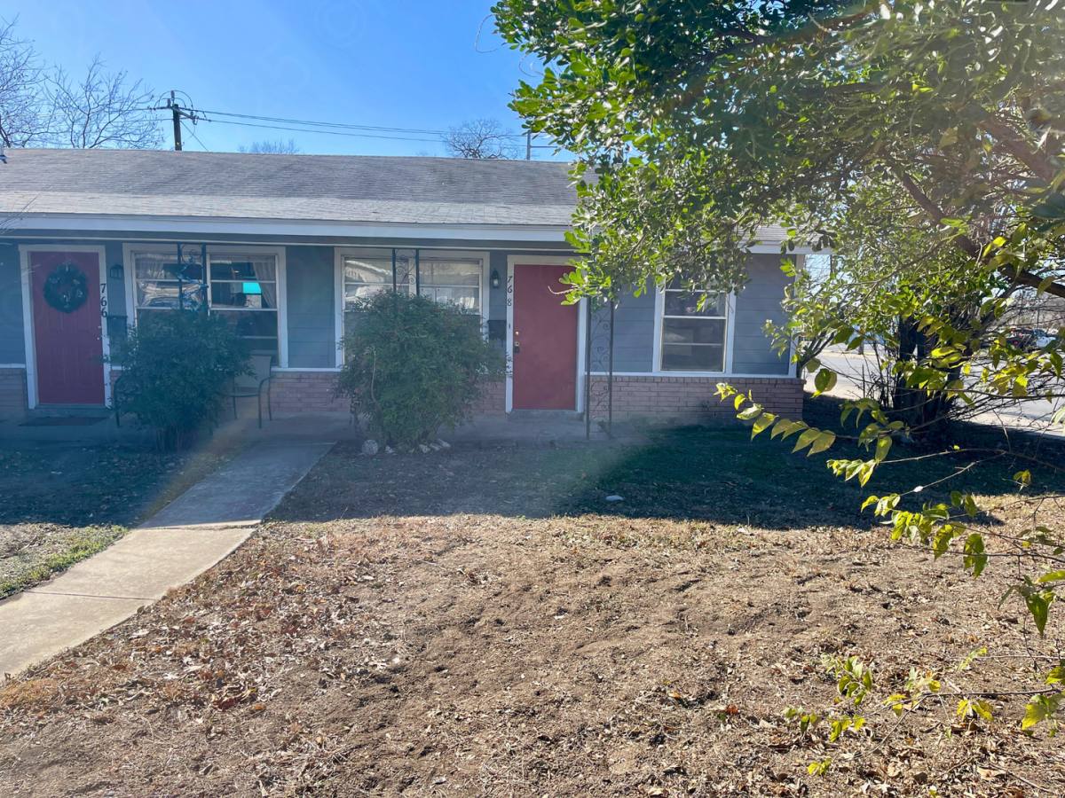 Apartment for rent at 766-768 Edgebrook, San Antonio, TX 78213