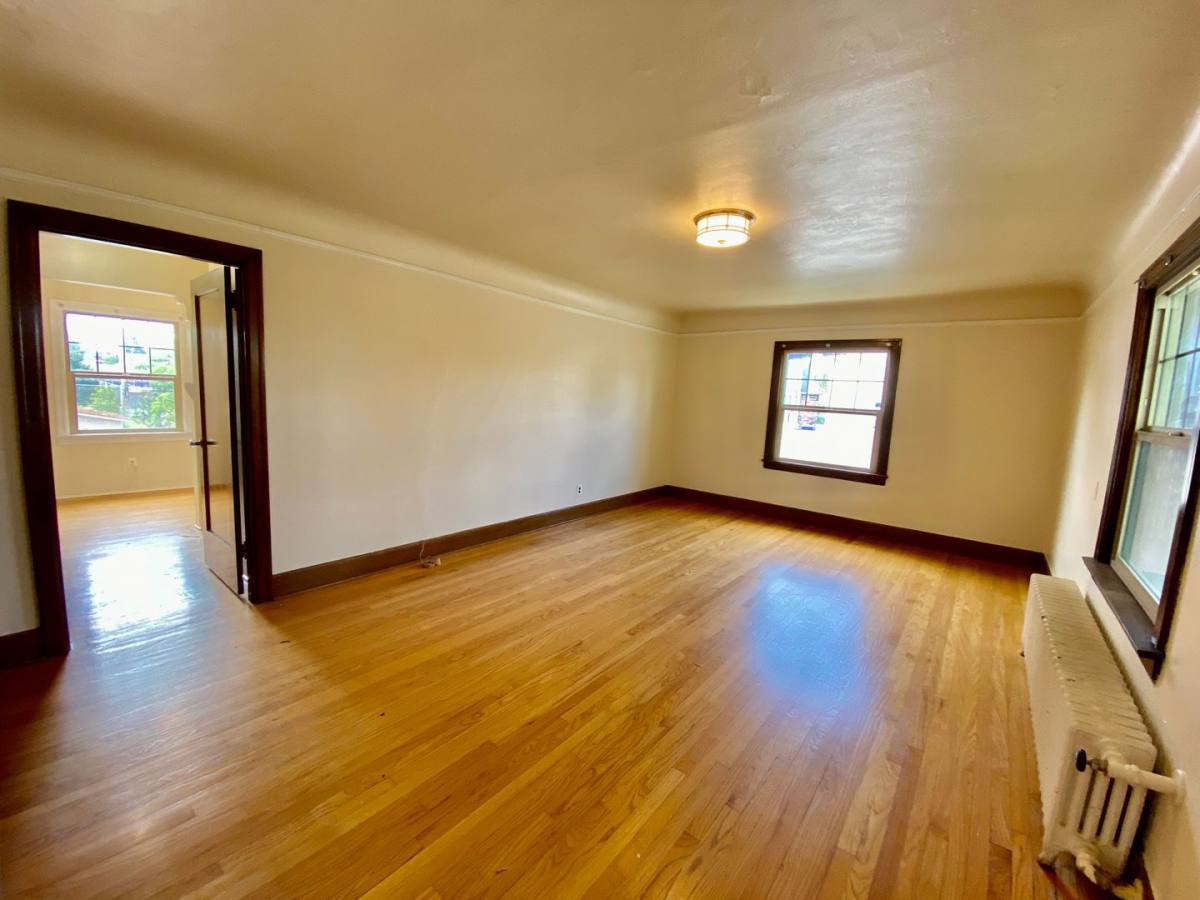 Apartment for rent at 4403 4409 SW Admiral Way 2605 44th Ave, Seattle, WA 98116