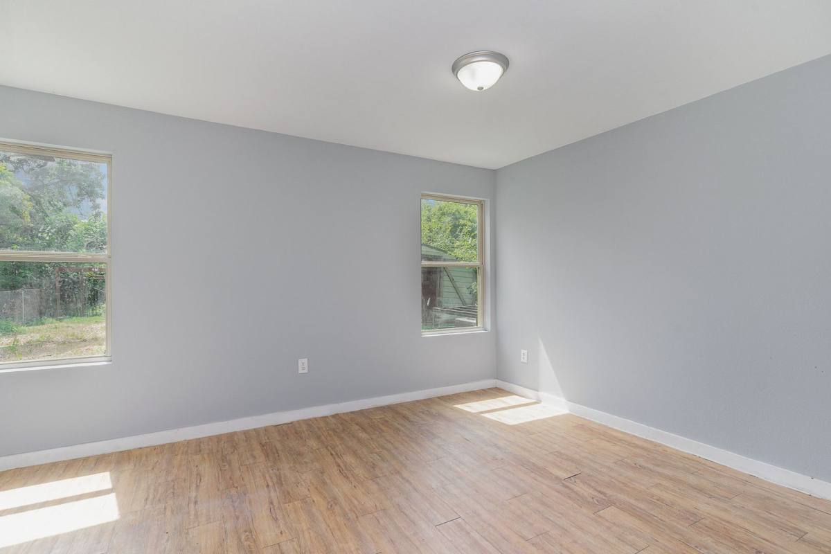 House for rent at 4621 Owenwood Ave, Dallas, TX 75223