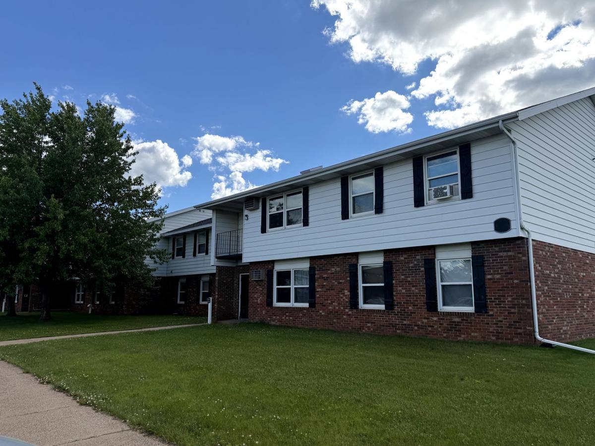 Apartment for rent at 1032 Imperial Circle, Eau Claire, WI 54701