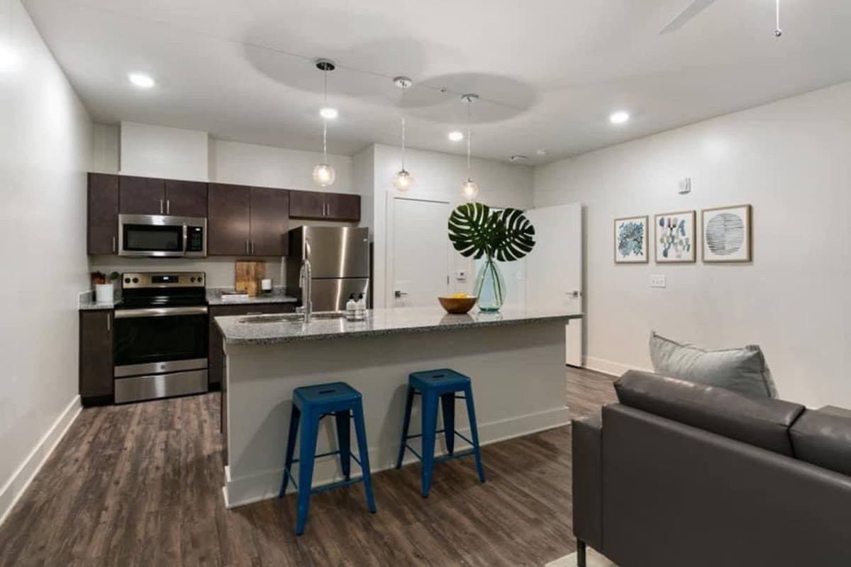 Apartment for rent at 1514 6th Ave, Tuscaloosa, AL 35401
