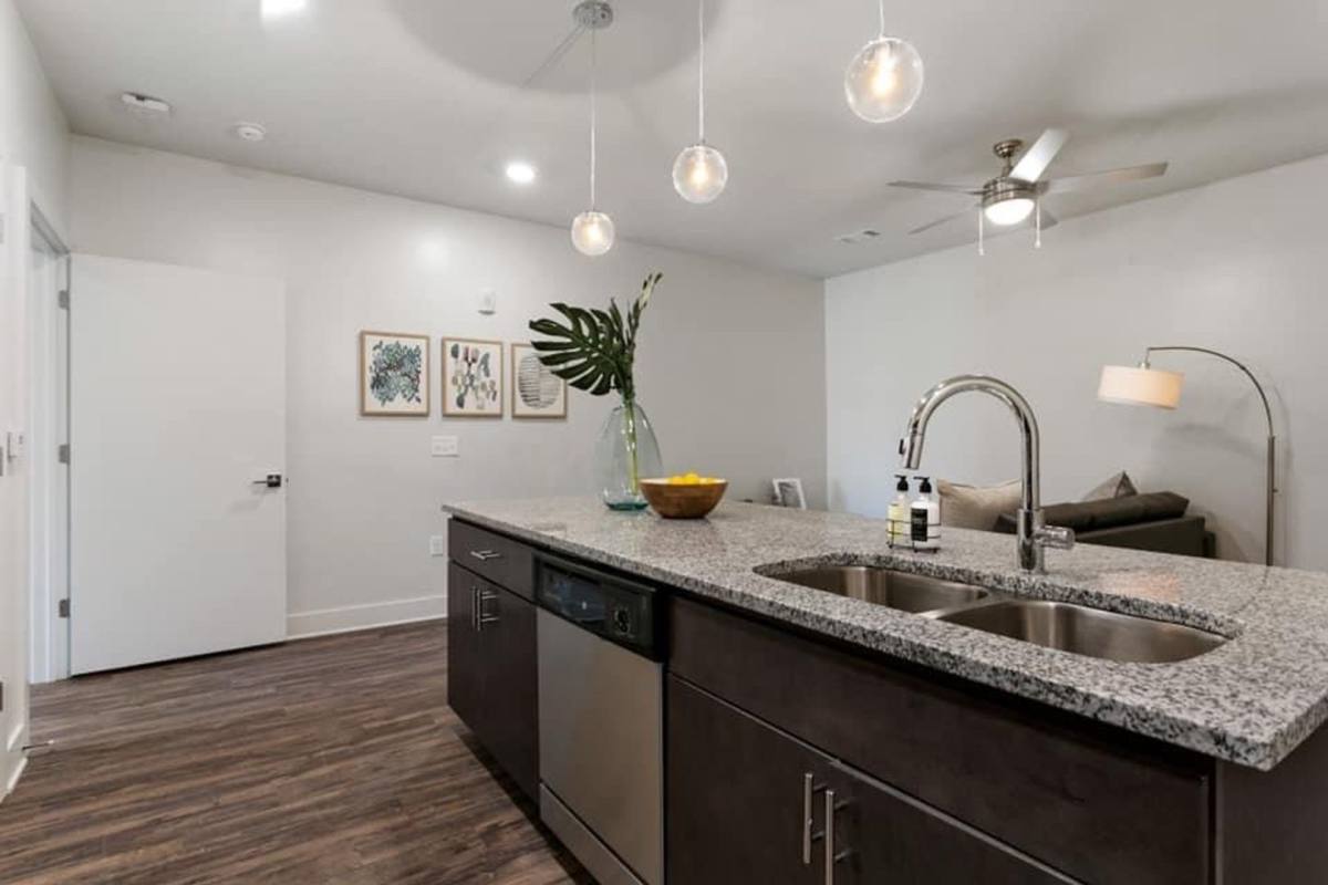Apartment for rent at 1514 6th Ave, Tuscaloosa, AL 35401