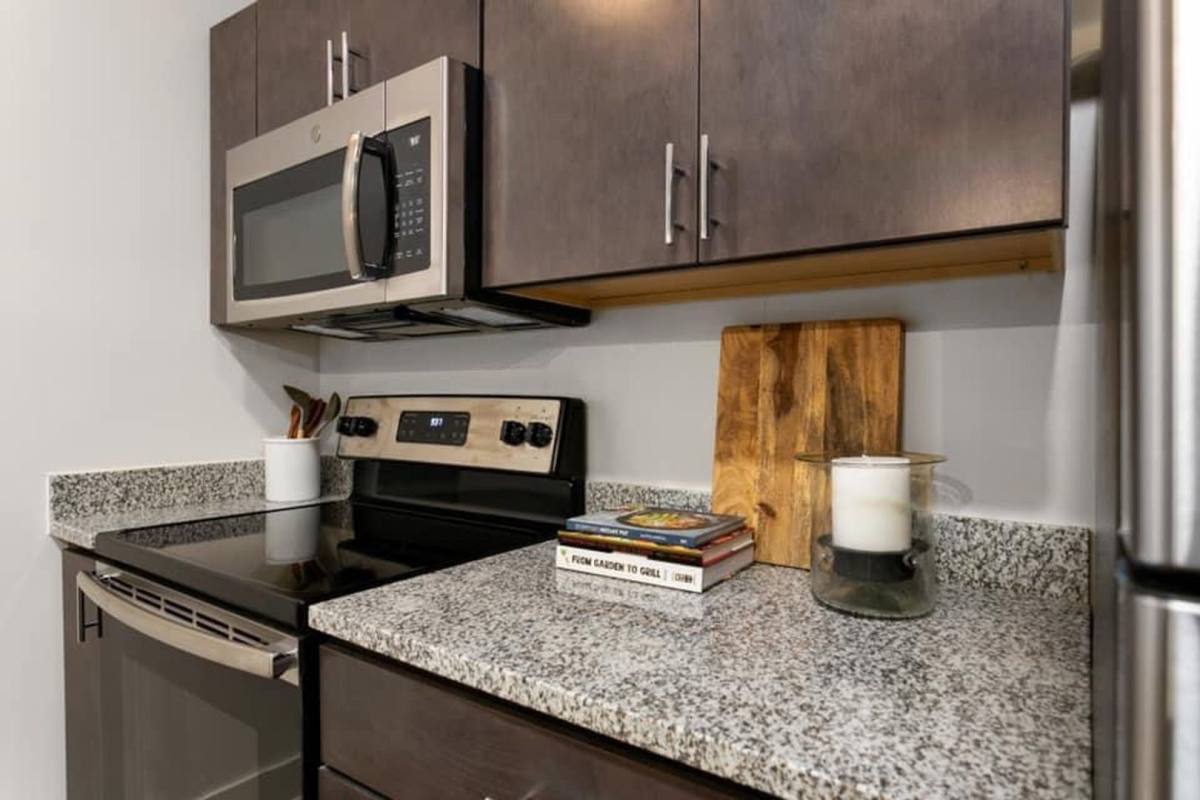 Apartment for rent at 1514 6th Ave, Tuscaloosa, AL 35401