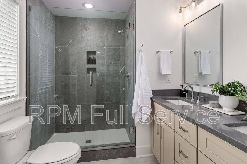 Townhouse for rent at 708 N Dupont Ave, Madison, TN 37115