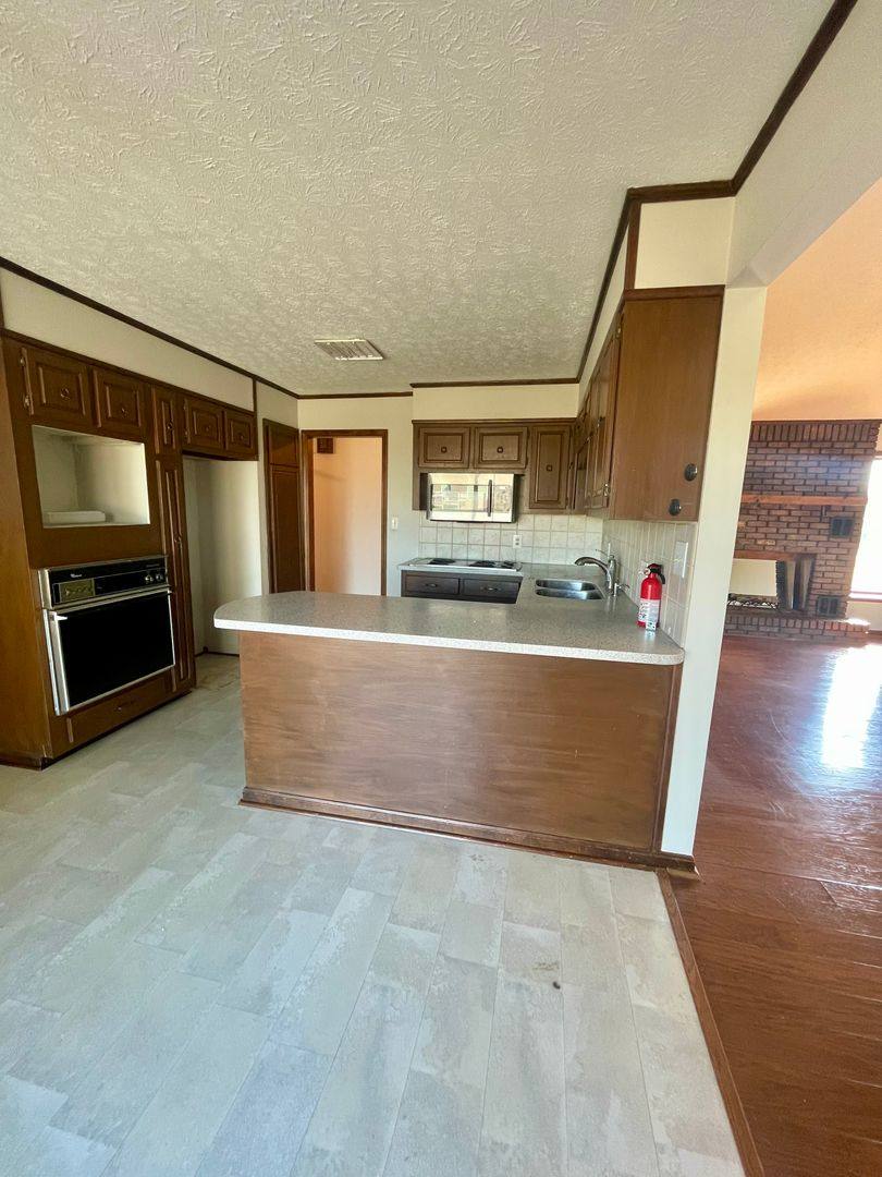 House for rent at 122 N Fairway Rd, Franklin, KY 42134