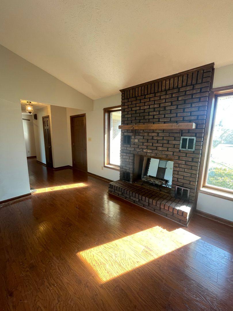 House for rent at 122 N Fairway Rd, Franklin, KY 42134