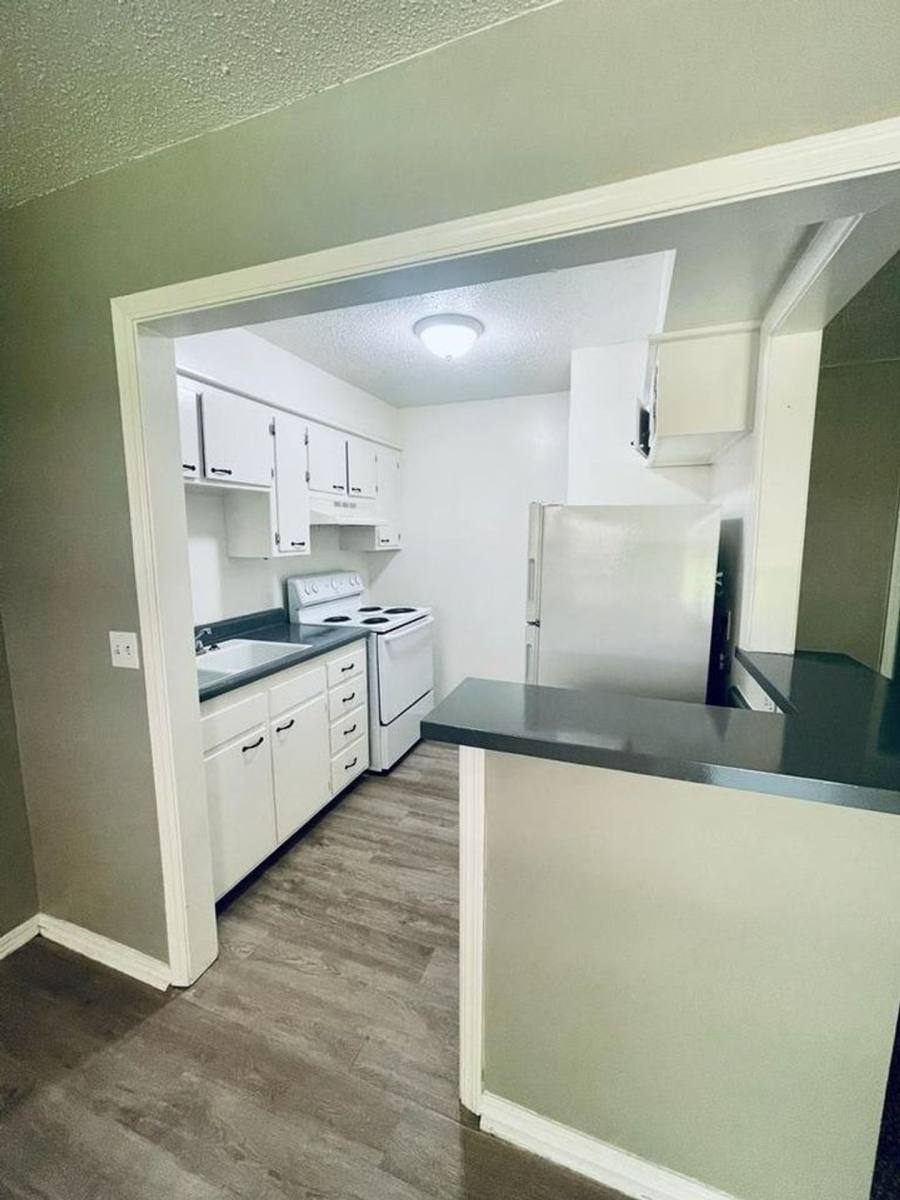 Apartment for rent at 327 N Midwest Blvd, Oklahoma City, OK 73110