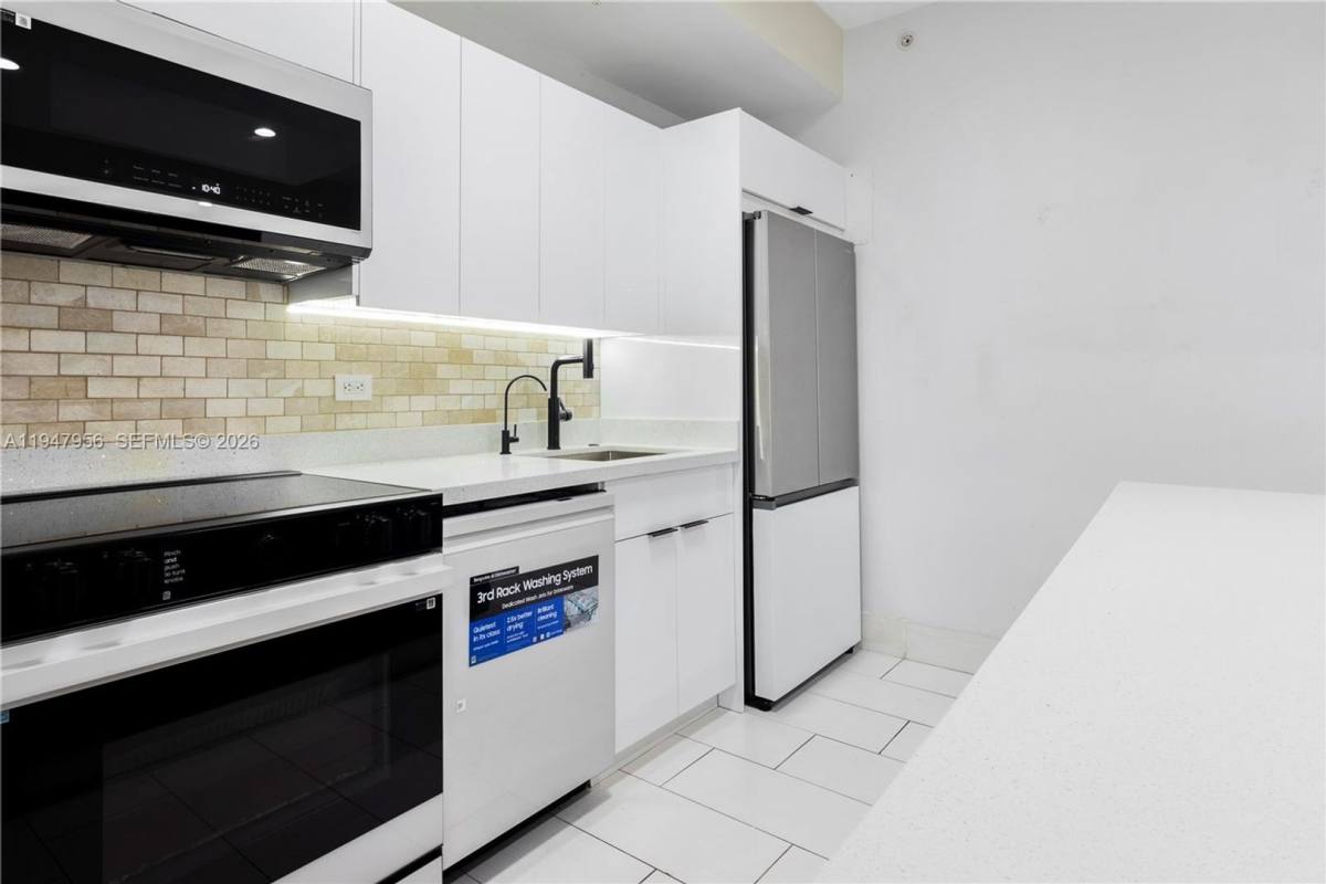 Condo for rent at 5300 NW 87th Ave, Miami, FL 33178