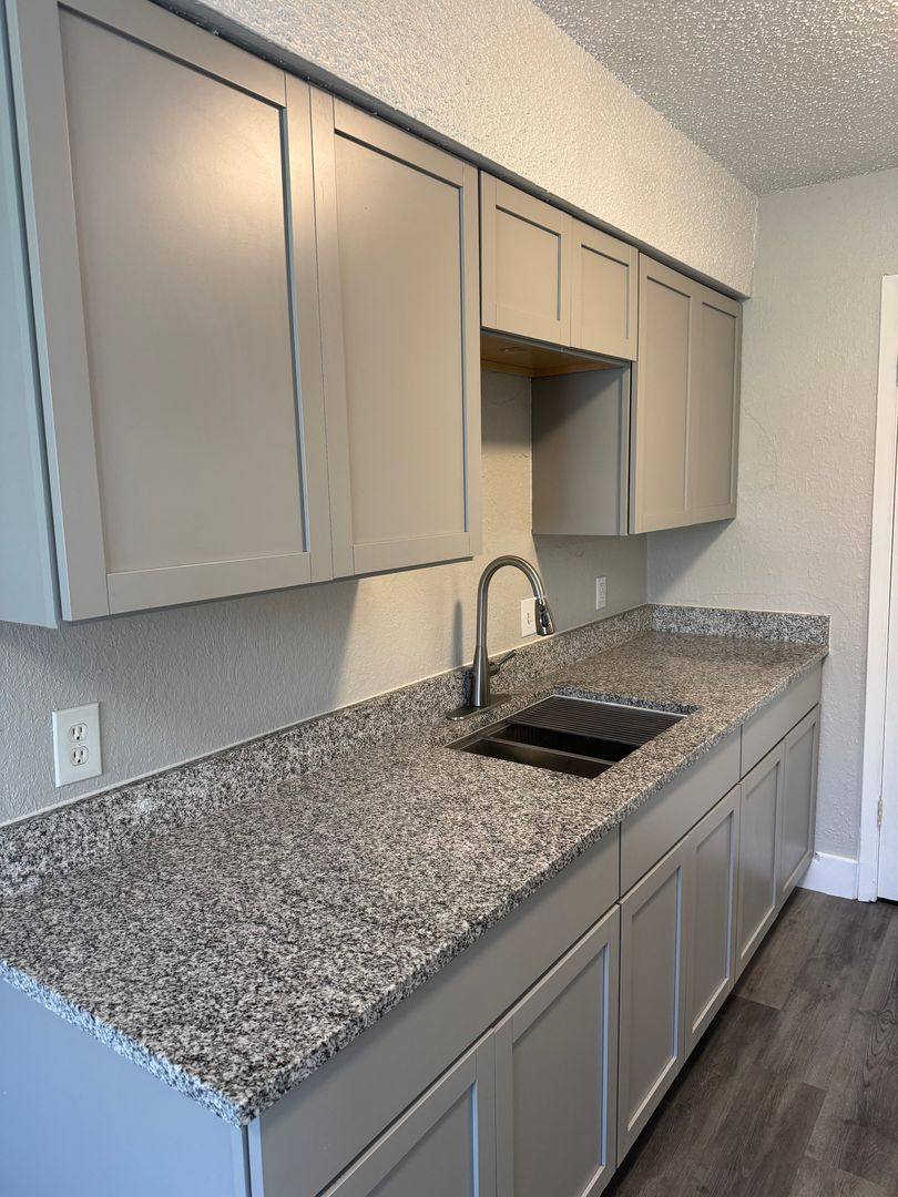 Apartment for rent at 703 S 8th Ave, Madill, OK 73446