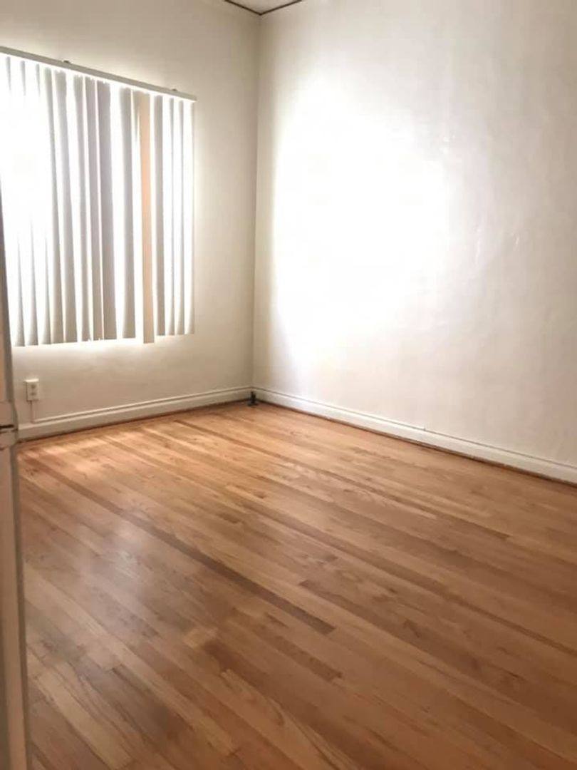 Apartment for rent at 2516 Piedmont Ave, Berkeley, CA 94704