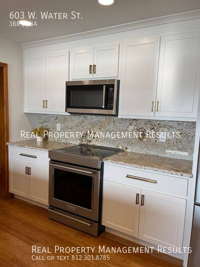 House for rent at 603 W Water St, Newburgh, IN 47630