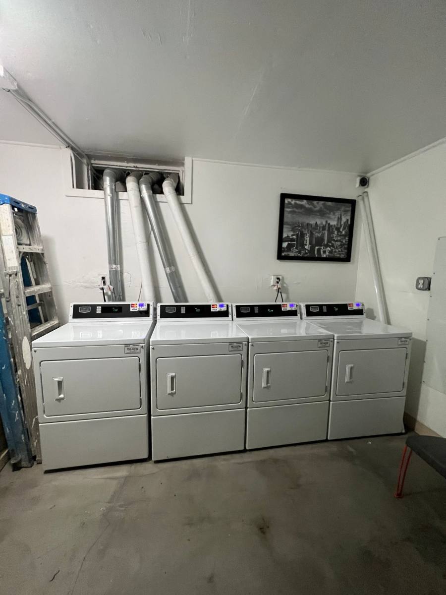 Apartment for rent at 324 S Catalina St, Los Angeles, CA 90020