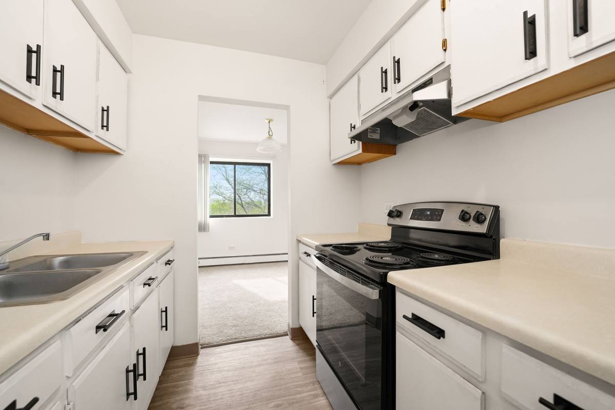 Apartment for rent at 22501 Butterfield Rd, Richton Park, IL 60471