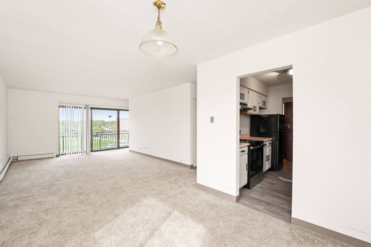 Apartment for rent at 22501 Butterfield Rd, Richton Park, IL 60471