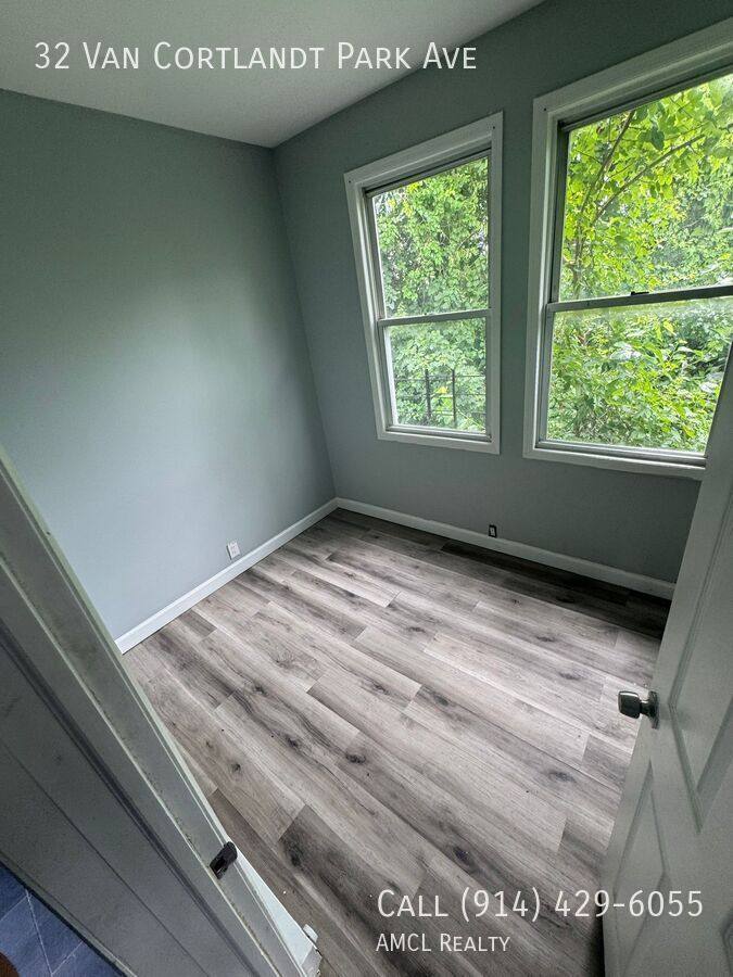 Apartment for rent at 32 Van Cortlandt Park Ave, Yonkers, NY 10701