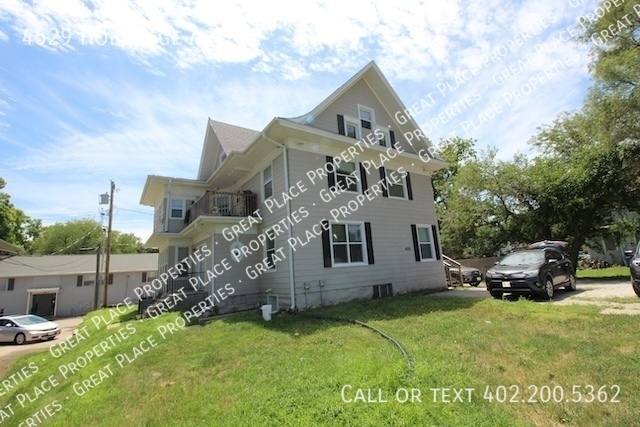 Apartment for rent at 4529 Holdrege #2, Lincoln, NE 68503