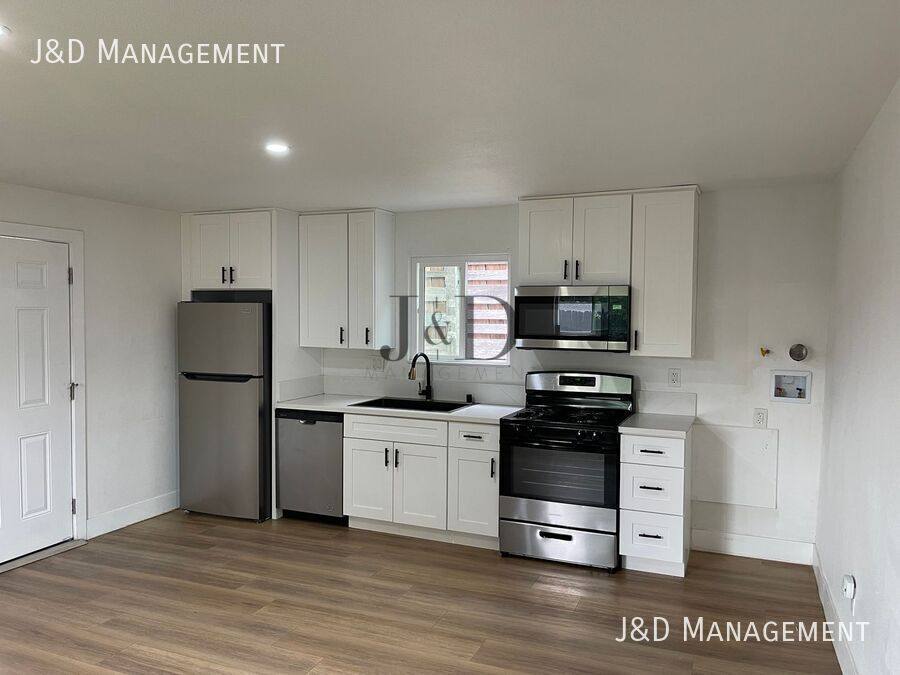Apartment for rent at 4253 College Ave, San Diego, CA 92115